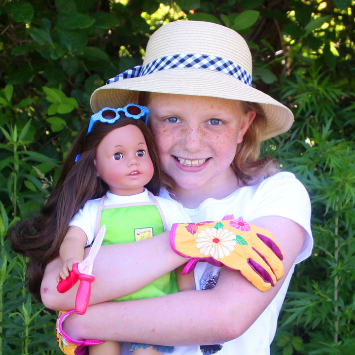 Sophia’s 16 Piece Smithsonian Horticulturist Set for 18" Dolls, Multicolor