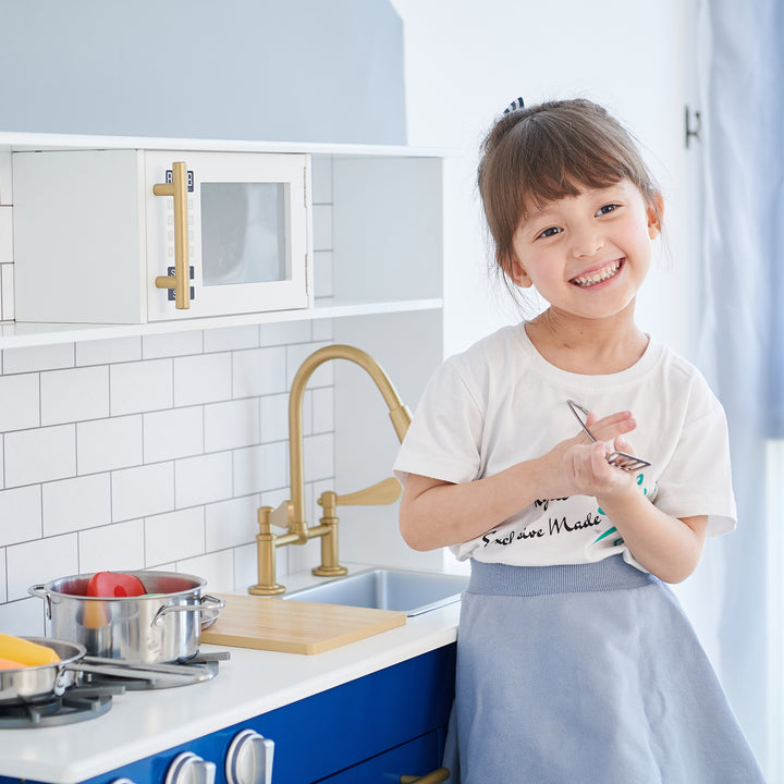 Teamson Kids Little Chef Berlin Play Kitchen with Cookware Accessories, White/Blue