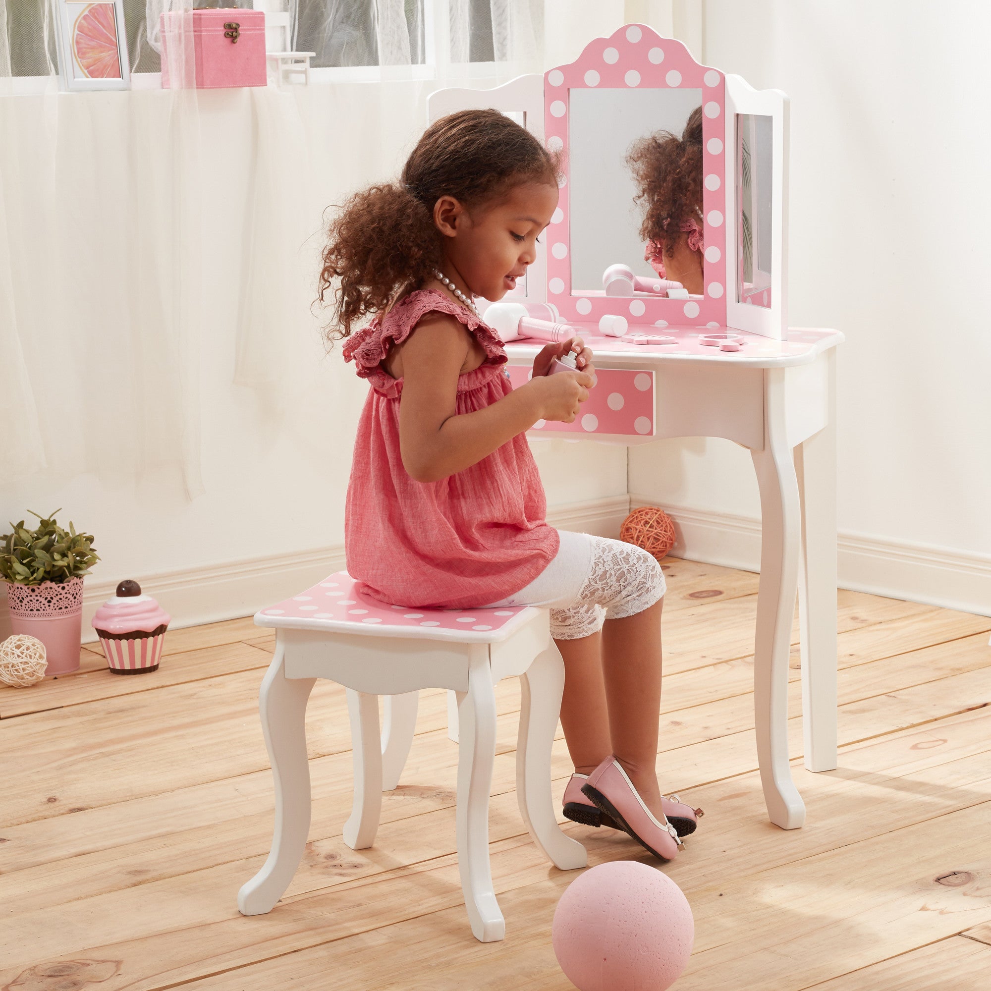 Play Vanity, Polka Dot Print Makeup Vanity, Kids Vanity Set With Mirror