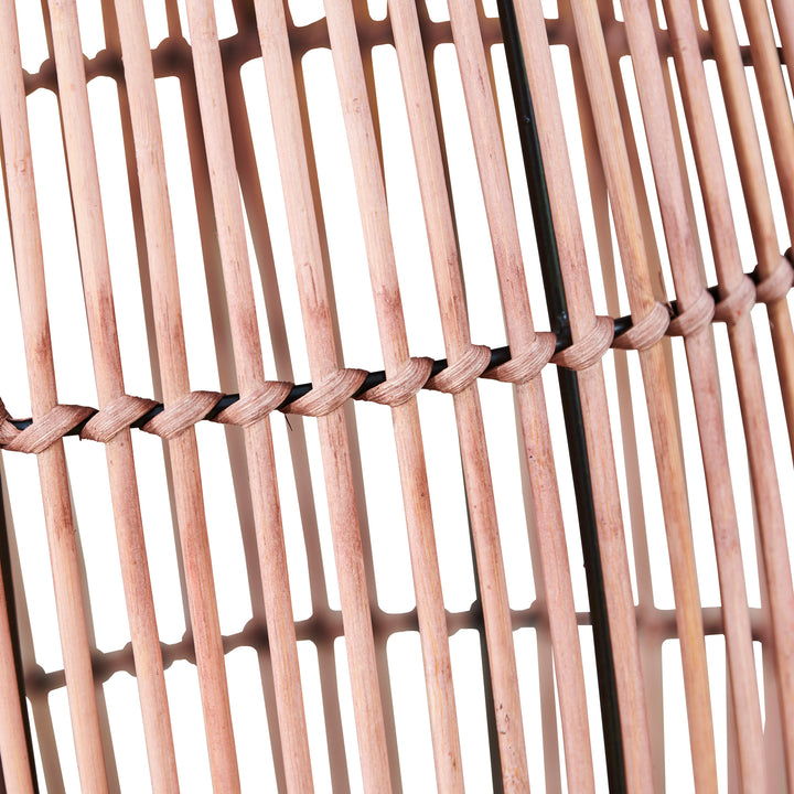 Close-up of the bamboo woven around the black iron frame