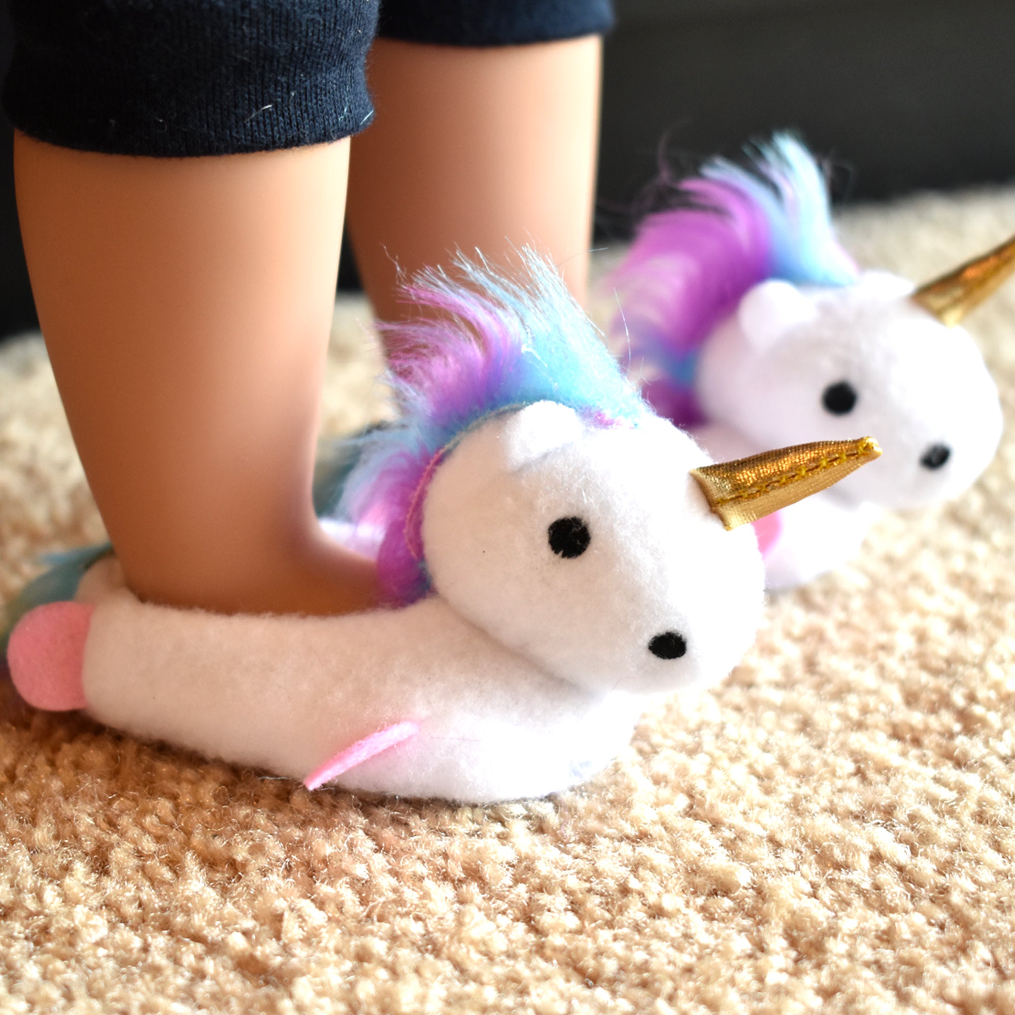 Sophia s Unicorn Slippers with Rainbow Hair for 18 Dolls White Teamson