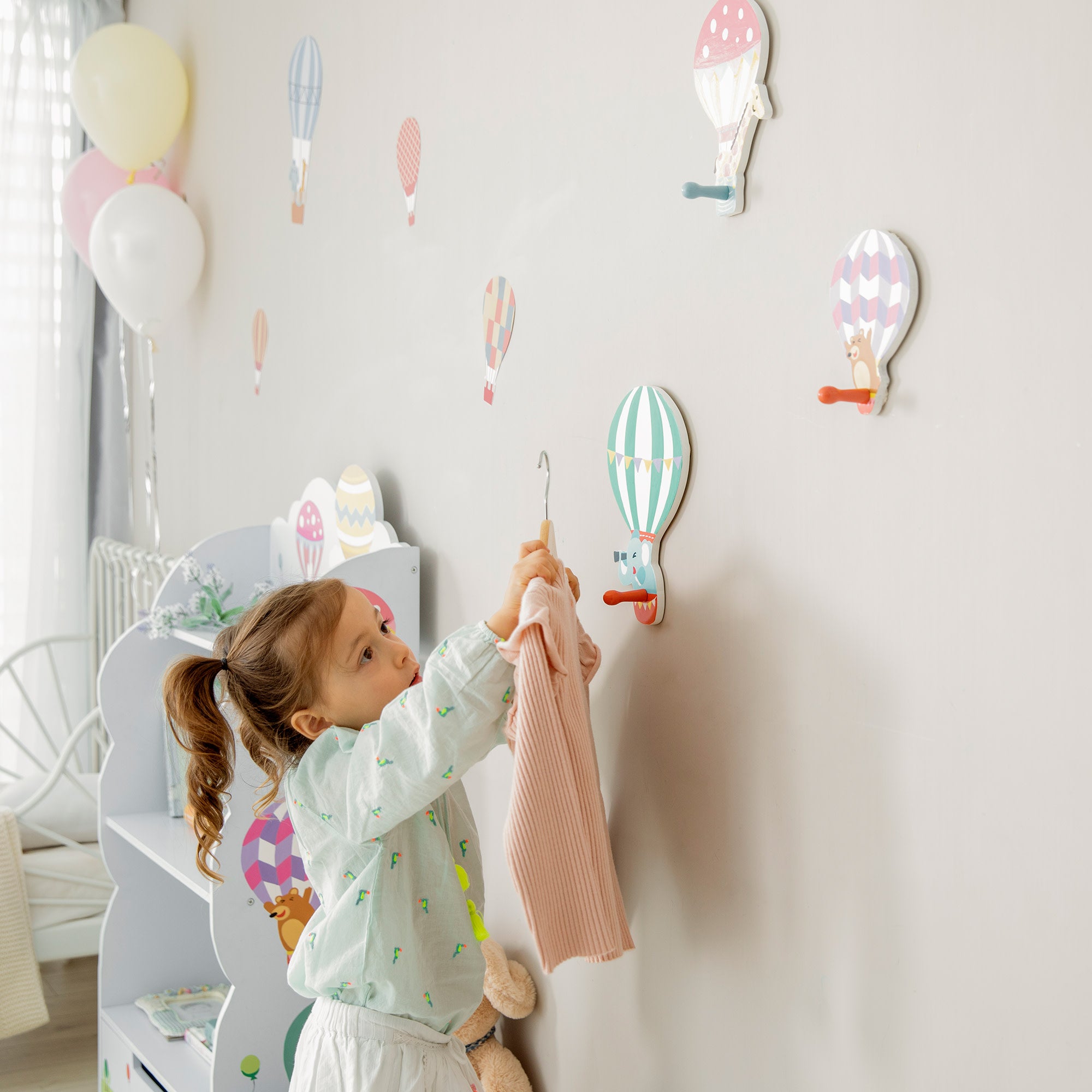 Magical Adventure Hooks: Creative Wood Pegs for Children's Rooms