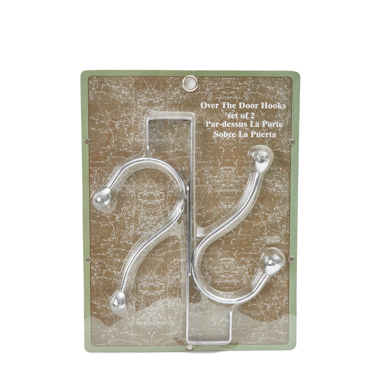 A pair of Single hooks over-door hanger in transparent packaging with trilingual product description.
